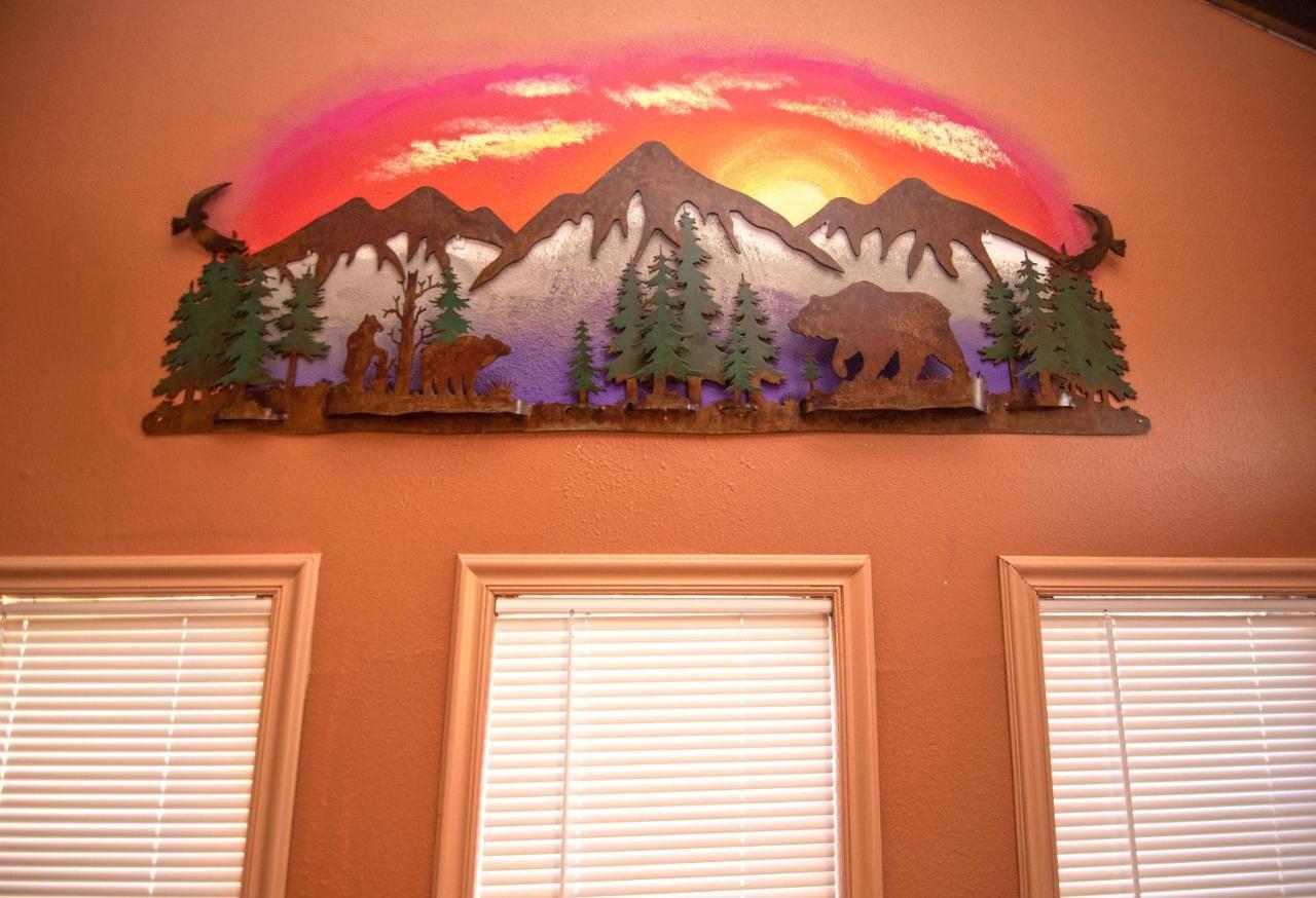 Huge Ruidoso Retreat With Game Room, Pool, 2 Balconies, 2 Kitchens - Sleeps 17! Extérieur photo