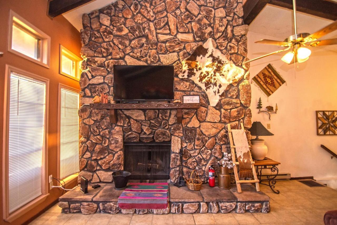 Huge Ruidoso Retreat With Game Room, Pool, 2 Balconies, 2 Kitchens - Sleeps 17! Extérieur photo